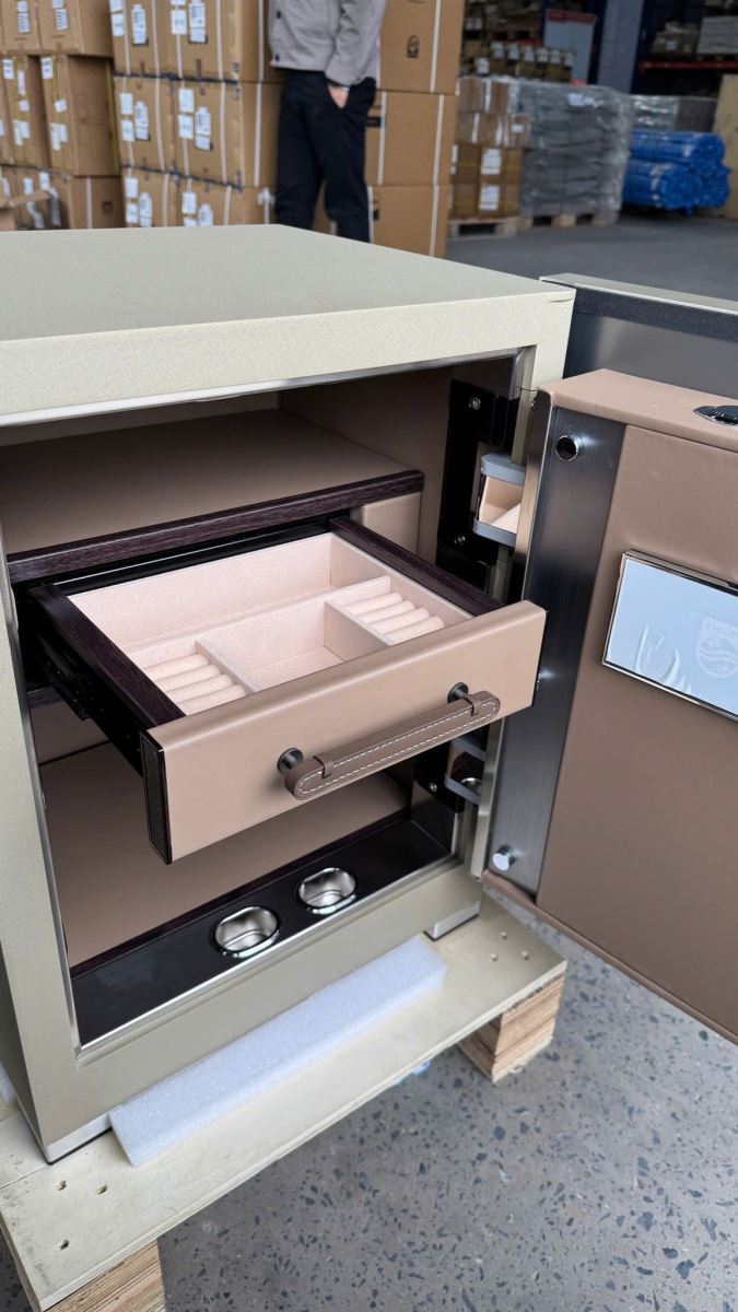 Két sắt Philips Valis-5BU 5