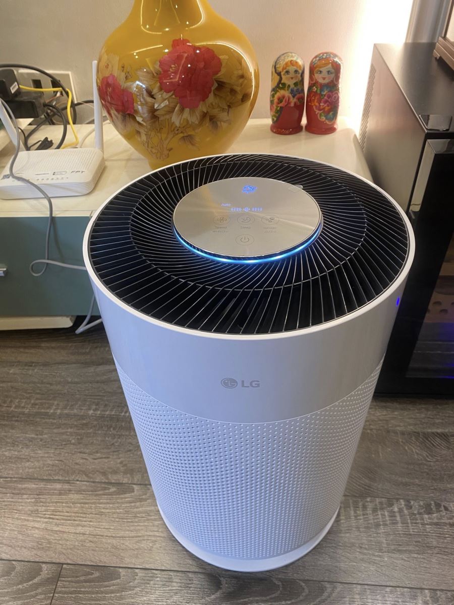 Máy lọc không khí LG Puricare Hit AS60GHWG0 5