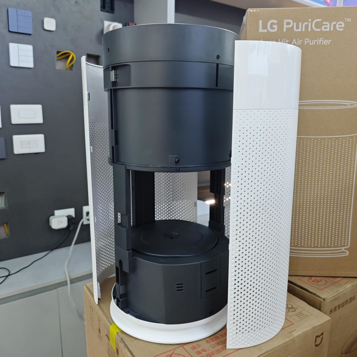 Máy lọc không khí LG PuriCare Aero Hit AS35GGW10  3