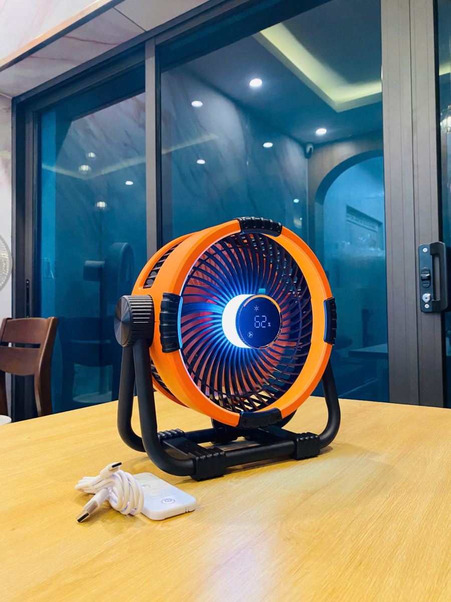 QUẠT DI ĐỘNG TÍCH ĐIỆN STORM FAN 3