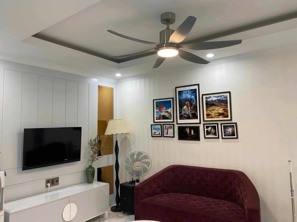 LUXAIRE SWEEP 54” SW546DCABSBL 4